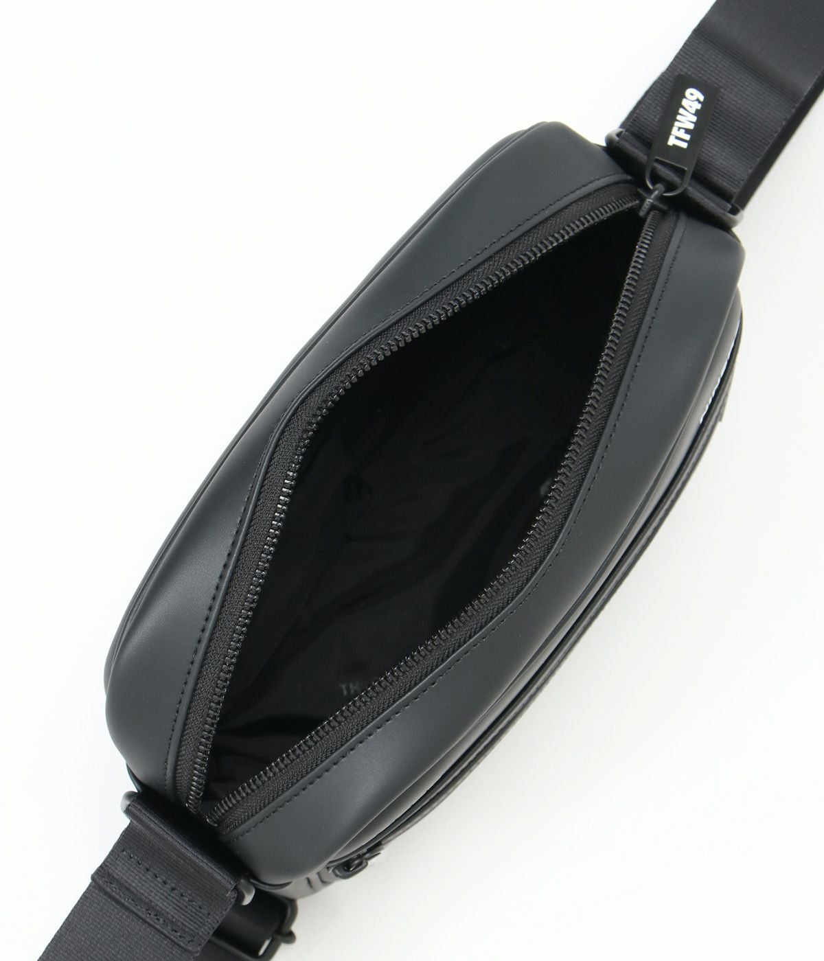 TFW49 ショルダーバック LEATHER SHOULDER BAG | TFW49（ティーエフダブリュー）Official EC Store