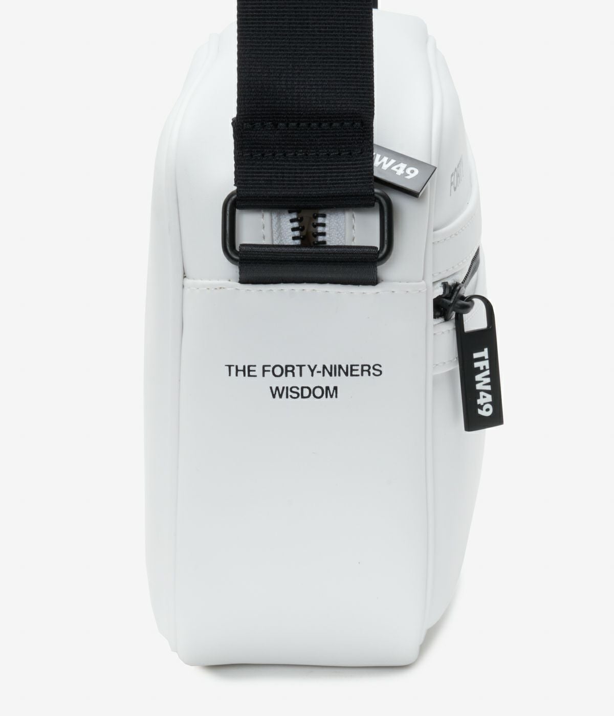 LEATHER SHOULDER BAG | TFW49（ティーエフダブリュー）Official EC Store