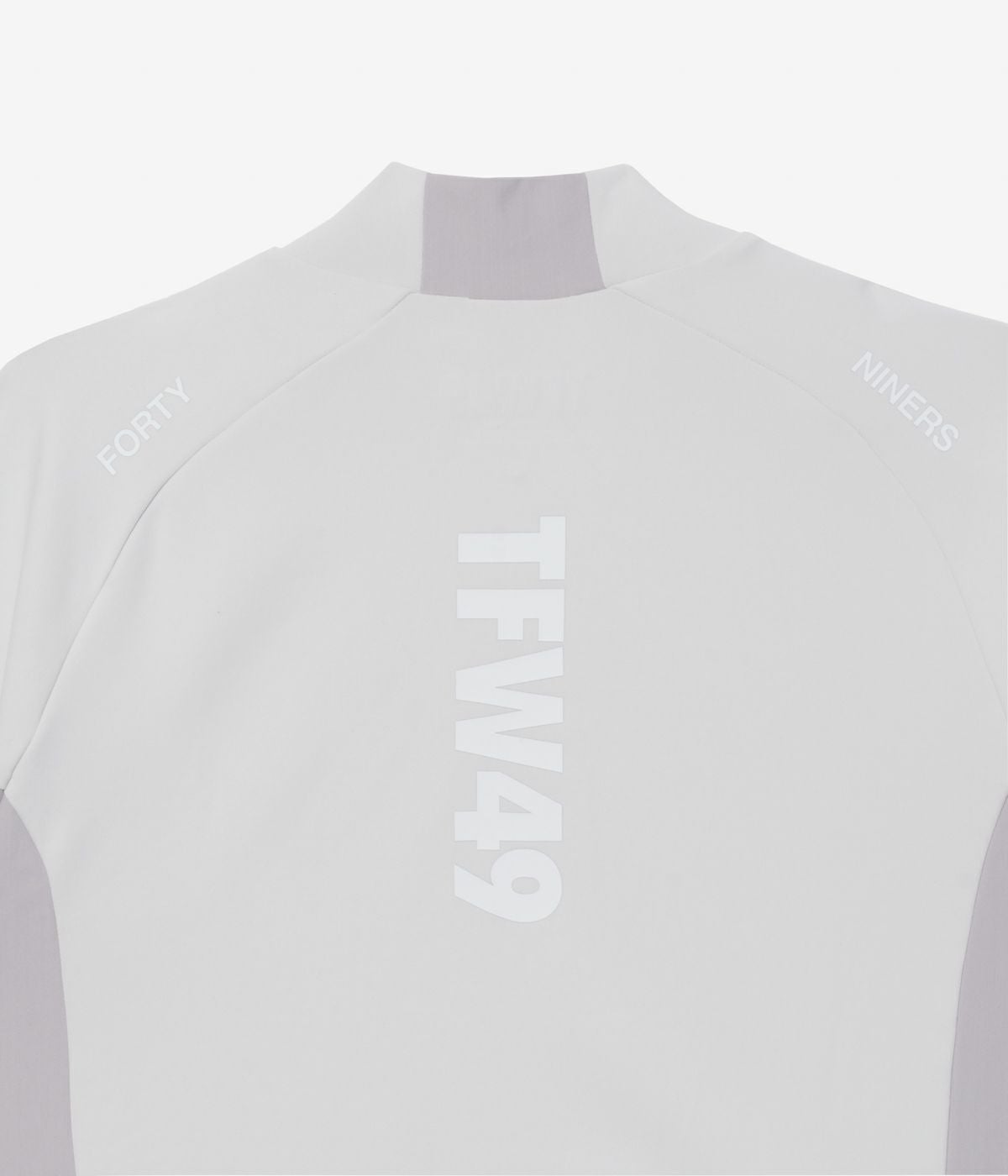 SIDE PANEL SHORT SLEEVE MOCKNECK | TFW49（ティーエフダブリュー