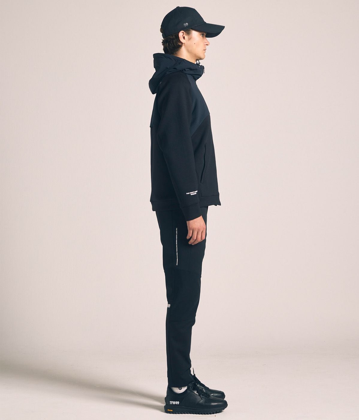 CARDBOARD MATERIAL FULL ZIP HOODIE | TFW49（ティーエフダブリュー
