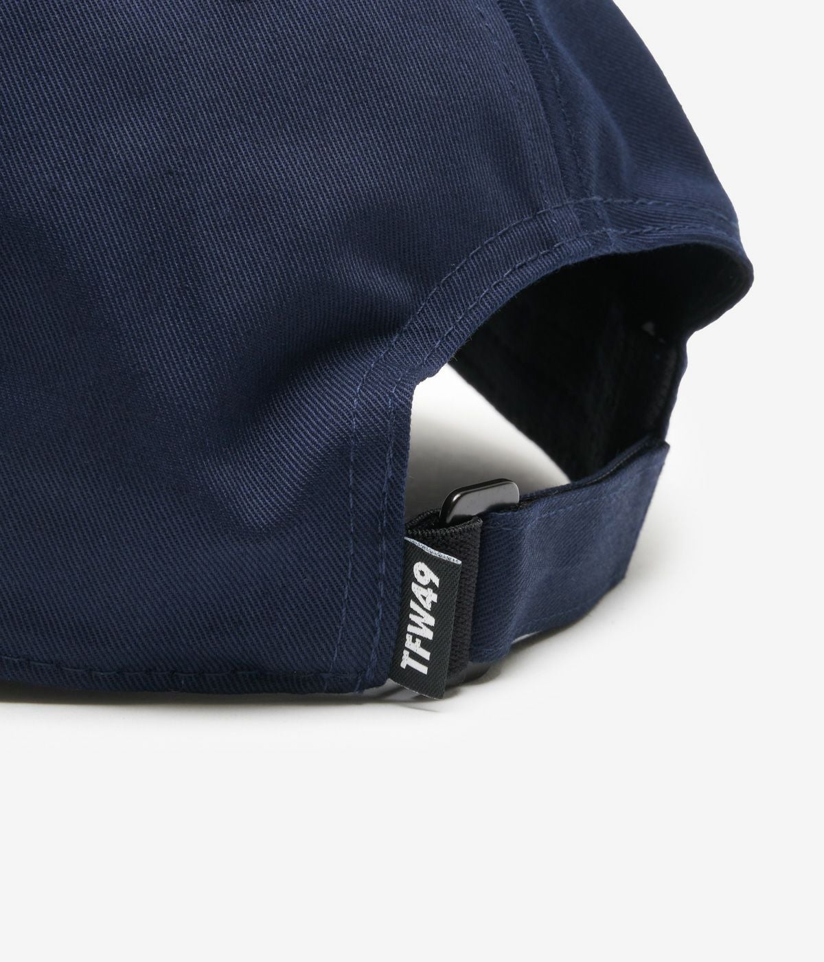 EMBROIDERY 6PANEL CAP | TFW49（ティーエフダブリュー）Official EC Store