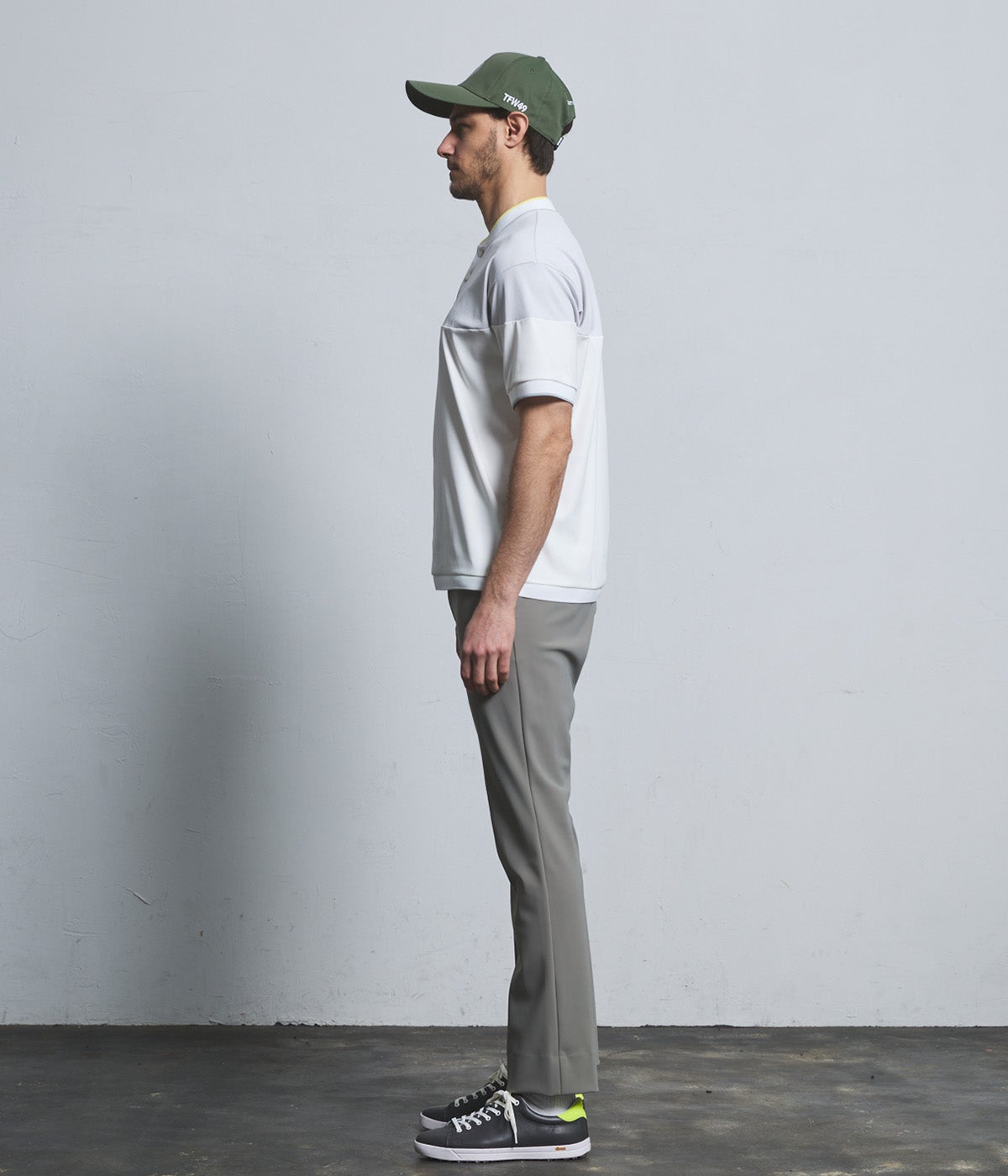 LUXURY ACTIVE SLACKS | TFW49（ティーエフダブリュー）Official EC Store