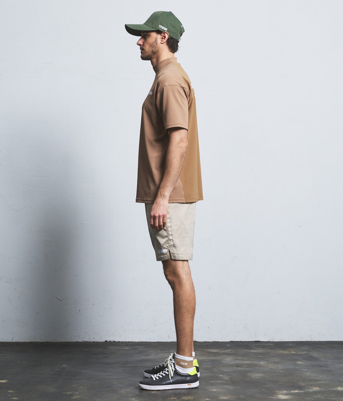 RELAX MOCK NECK T | TFW49（ティーエフダブリュー）Official EC Store
